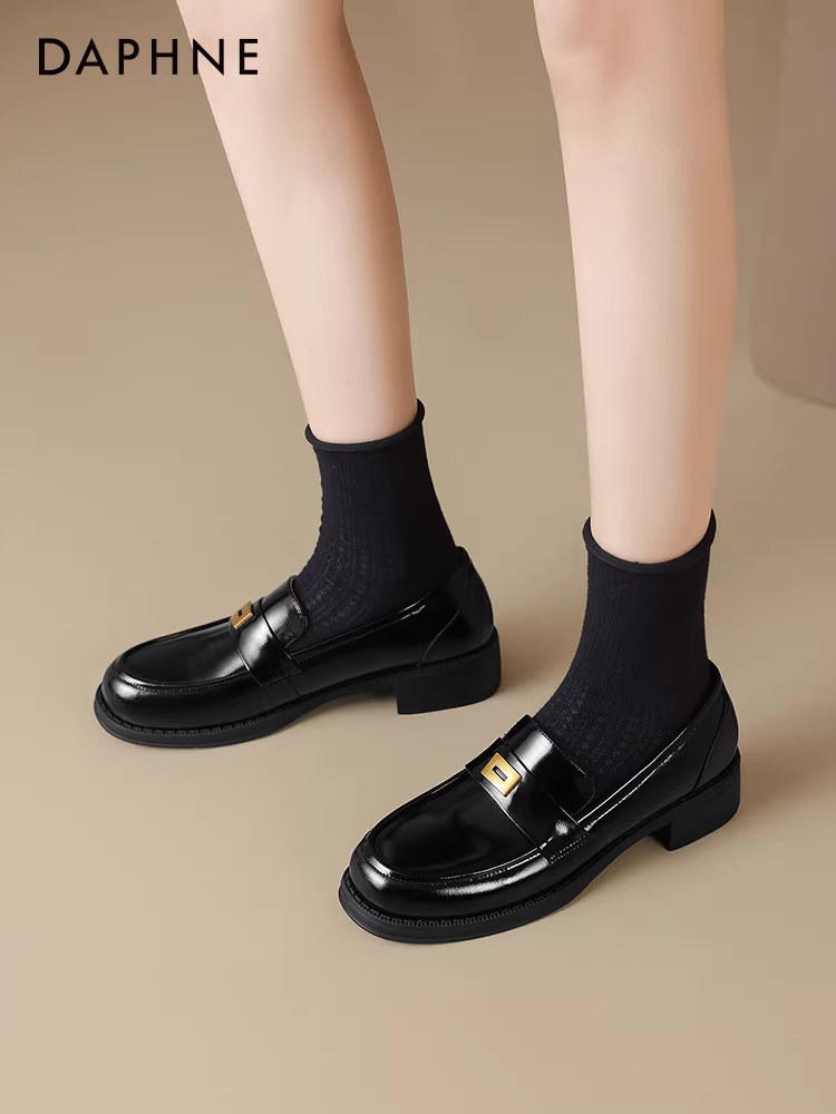 Giày Loafer Daphne nữ 2025 kiểu dáng mới mùa thu, giày da nhỏ đế bằng phong cách Anh, kiểu dáng mùa thu, kiểu lười, mũi tròn, giày đơn.