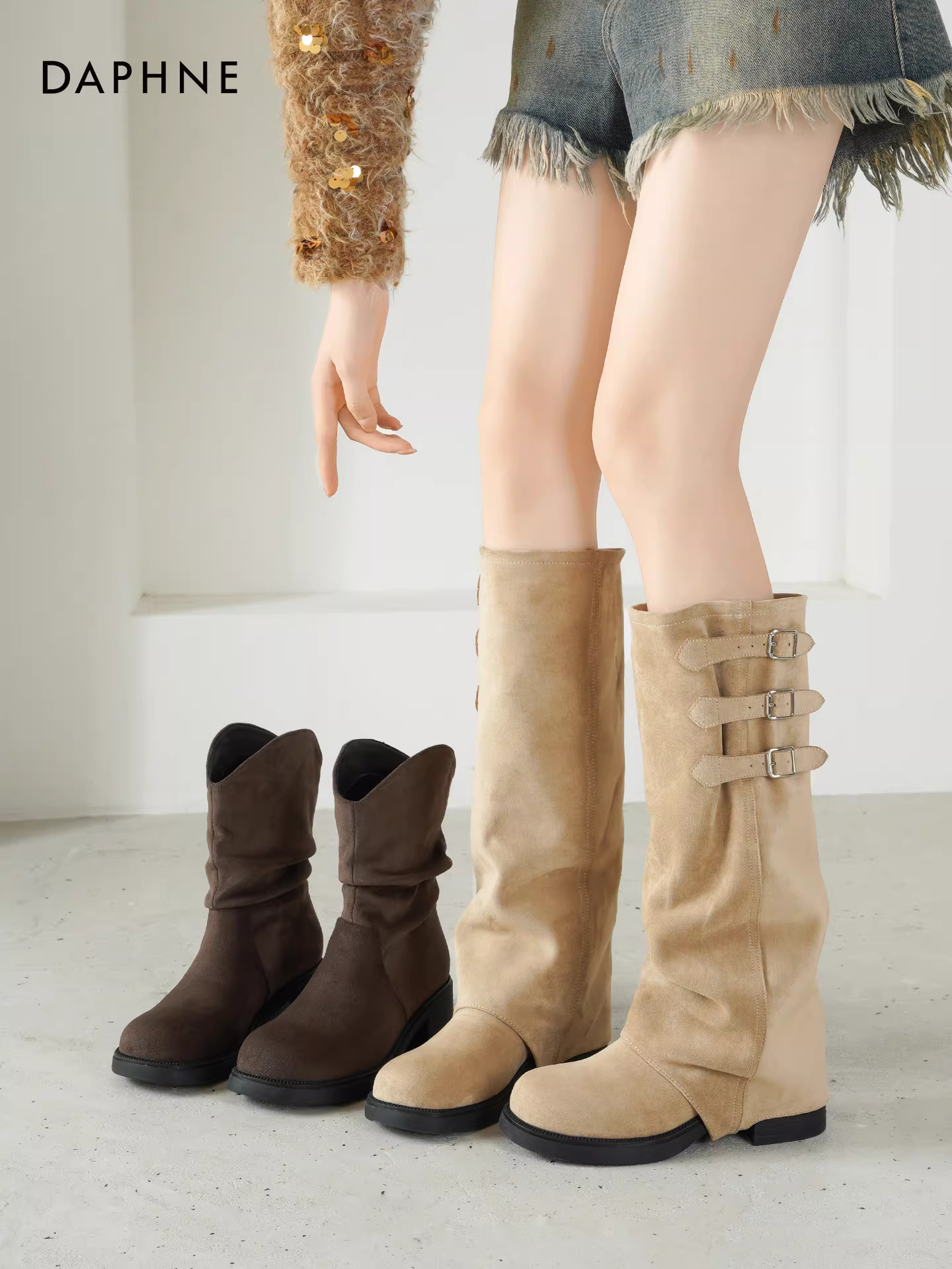 Giày bốt nữ đế dày Daphne kiểu dáng hiệp sĩ mùa thu mới 2025, kiểu dáng lười, có thể tháo rời, mang được hai kiểu