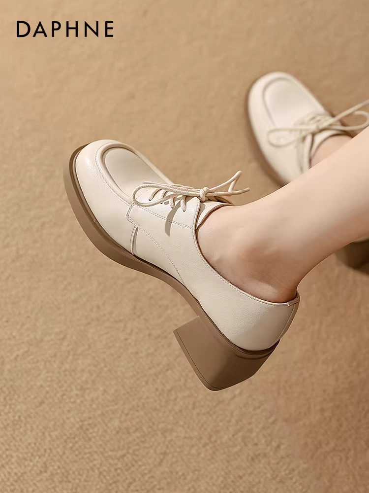 Giày lười đế dày Daphne dành cho nữ, giày mùa thu 2025 màu trắng, kiểu Anh, giày da nhỏ, phong cách retro Pháp, giày đơn nữ