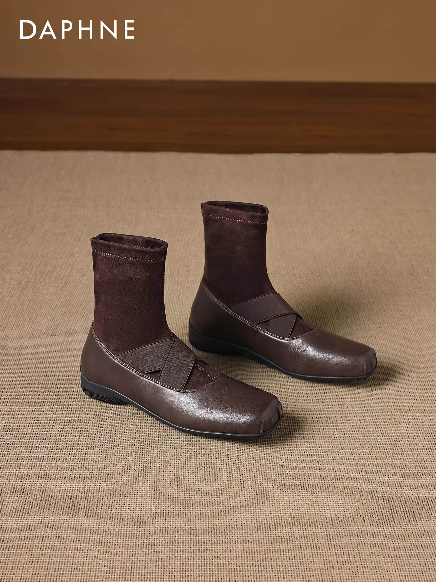 Giày bốt ngắn mũi vuông Daphne dành cho nữ, kiểu mới mùa đông 2025, kiểu dáng ôm sát, kiểu tất, kiểu Mary Jane, kiểu Martin.