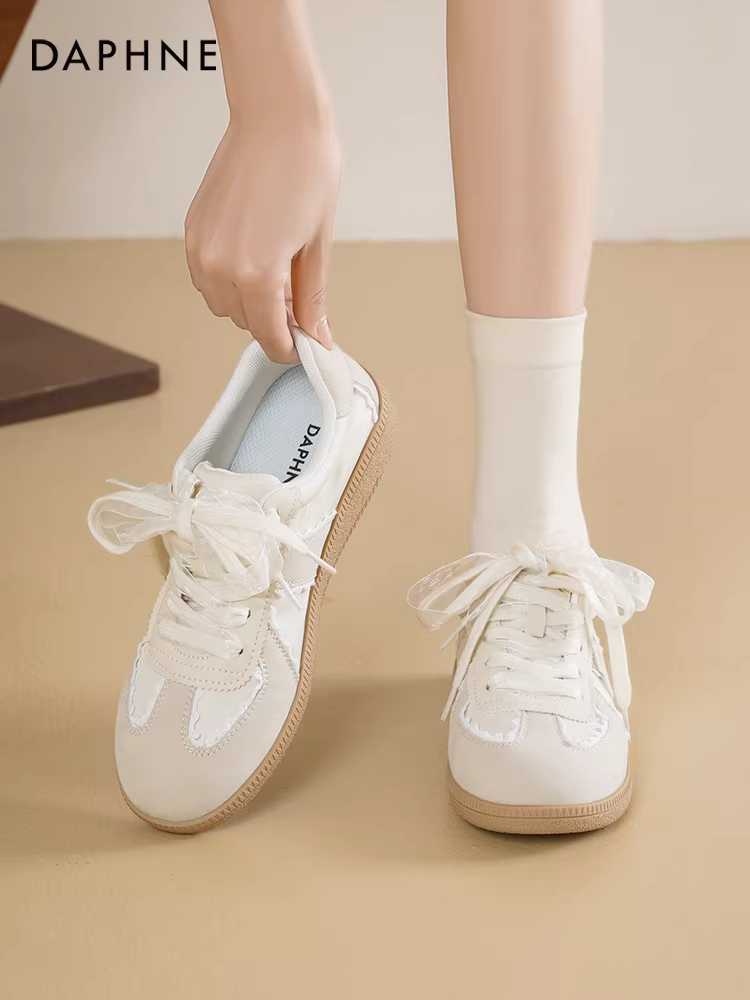 Giày tập múa ba lê Daphne dành cho nữ 2025, giày nữ mùa thu mới, giày thể thao đế bằng, giày sneaker đa năng, giày trắng nữ