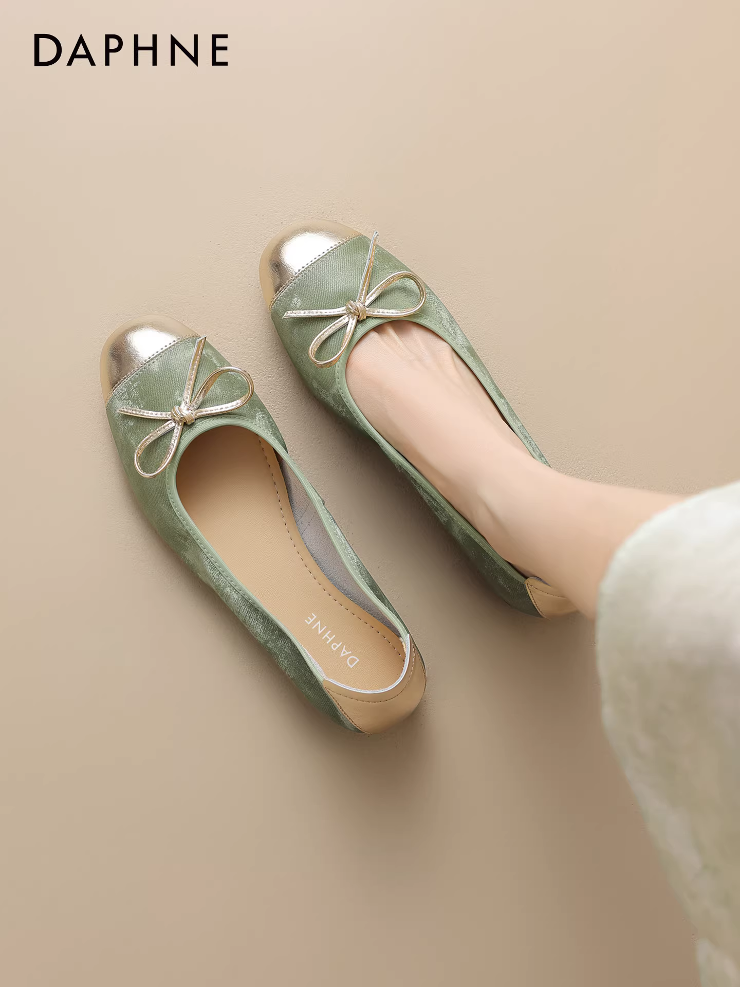 Giày bệt Daphne nữ 2025 kiểu thu mới phong cách Trung Hoa mới giày nữ mũi nông giày da kiểu ballet