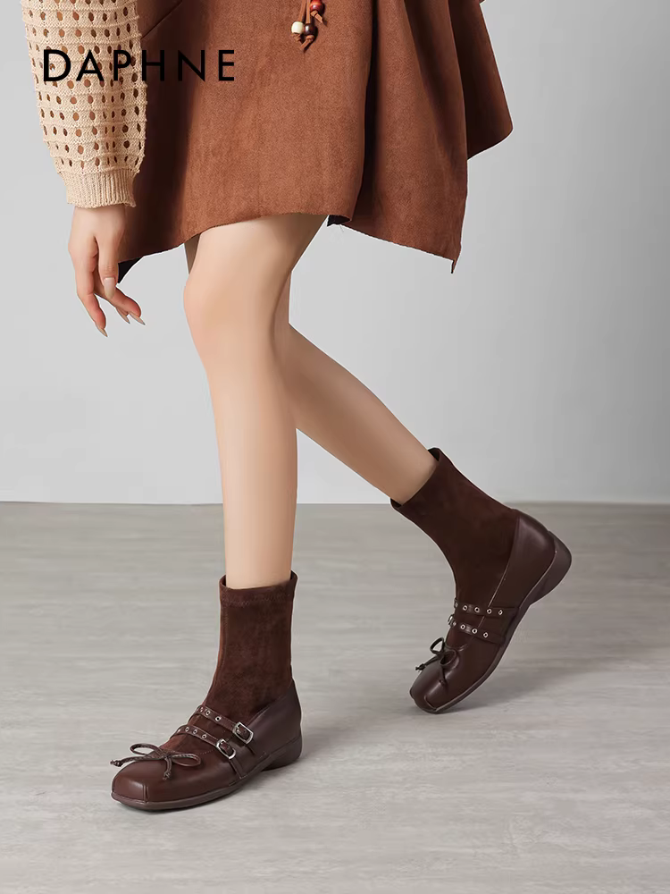 Giày bốt ngắn màu nâu Daphne dành cho nữ 2025, mẫu mới mùa thu, kiểu Melard cổ điển, kiểu Mary Jane, kiểu tất, giày thời trang