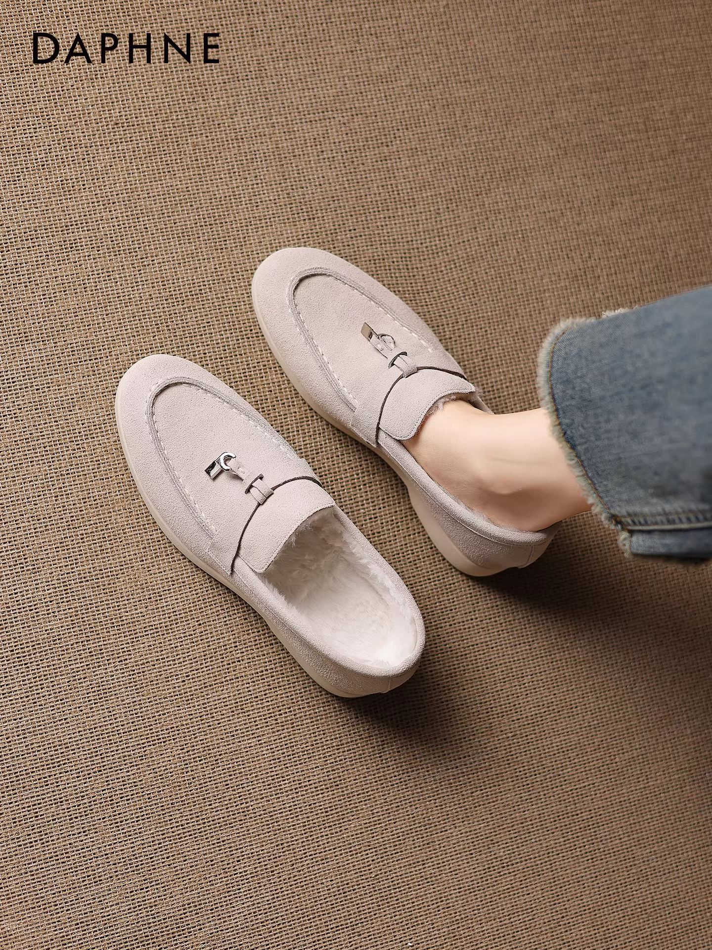 Giày lười lót lông Daphne dành cho nữ, mẫu mới mùa đông 2025, giày bệt dễ mang, giày cotton ấm áp, giày da nữ