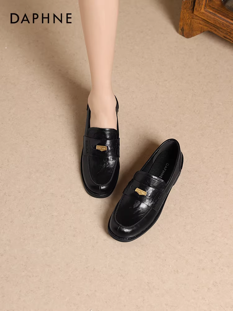 Giày Loafer Daphne nữ 2025 kiểu dáng mới xuân thu, phong cách retro Anh quốc, giày da nhỏ xinh, thanh lịch, thích hợp đi làm.