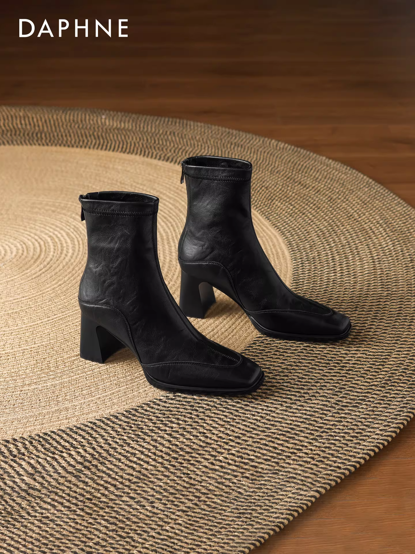 Giày bốt nữ Daphne Slim mùa đông 2025 kiểu mới, chất liệu nhung, kiểu Pháp, cổ ngắn, gót dày, mũi vuông, gót cao