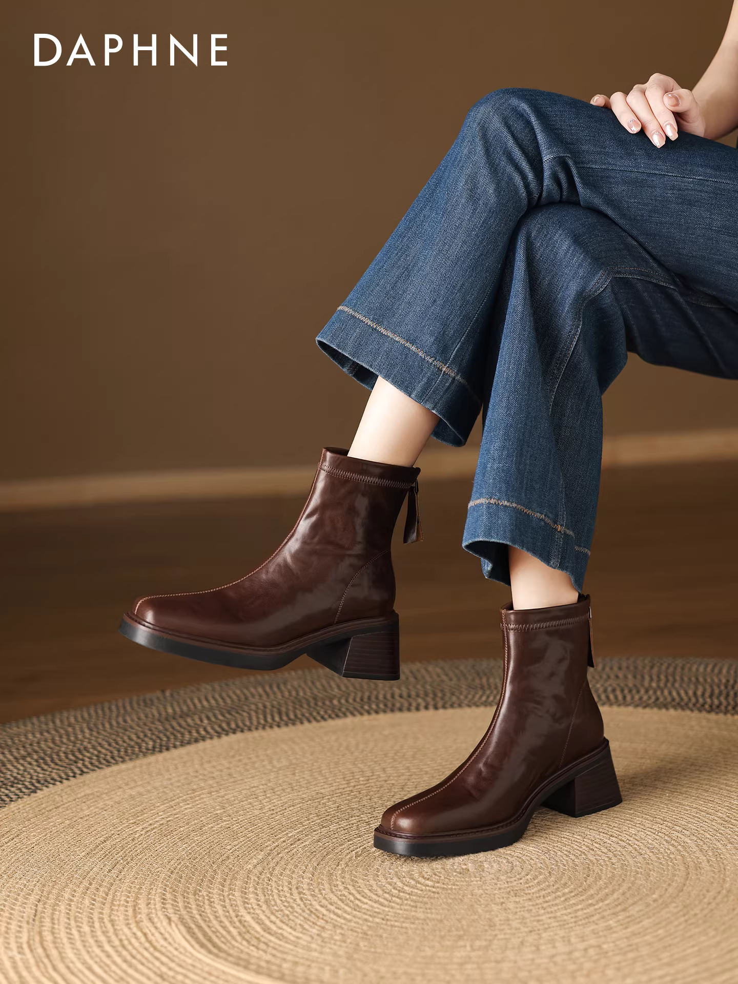 Giày bốt cao gót ngắn Daphne dành cho nữ 2025, mẫu mới thu đông, kiểu Chelsea đen, ôm chân, lót lông, kiểu Martin