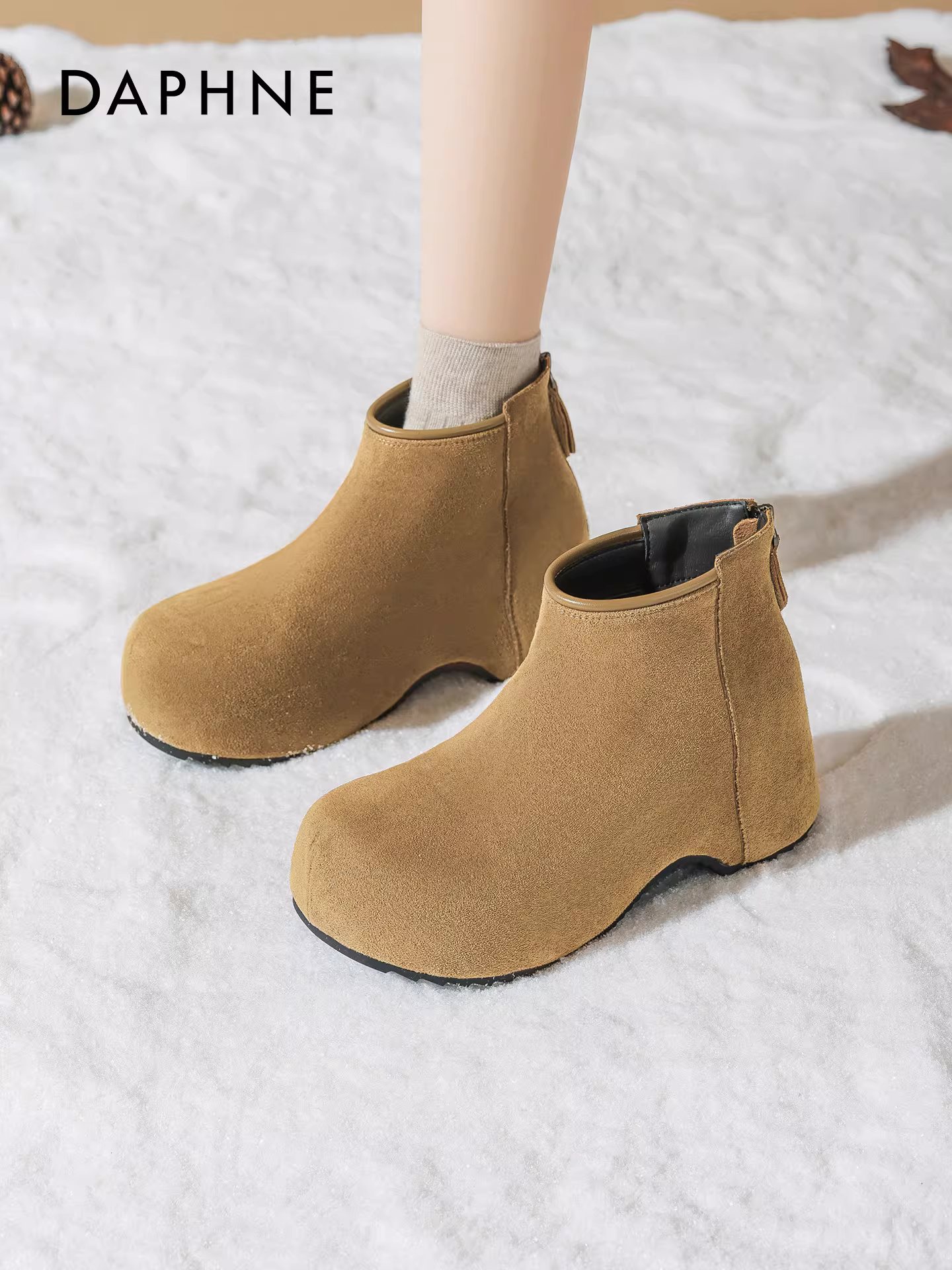 Giày bốt đế cao Daphne dành cho nữ, giày Birkenstock cổ điển lót lông mùa đông, kiểu dáng mới 2025 dành cho phụ nữ nhỏ nhắn.