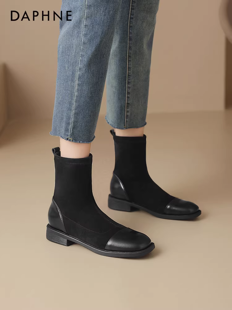 Giày bốt ngắn Daphne dành cho nữ 2025, kiểu mới thu đông, chất liệu da lộn, kiểu dáng ôm sát, đế dày, tăng chiều cao, phong cách Anh quốc cổ điển, kiểu bốt đơn, bốt tất.