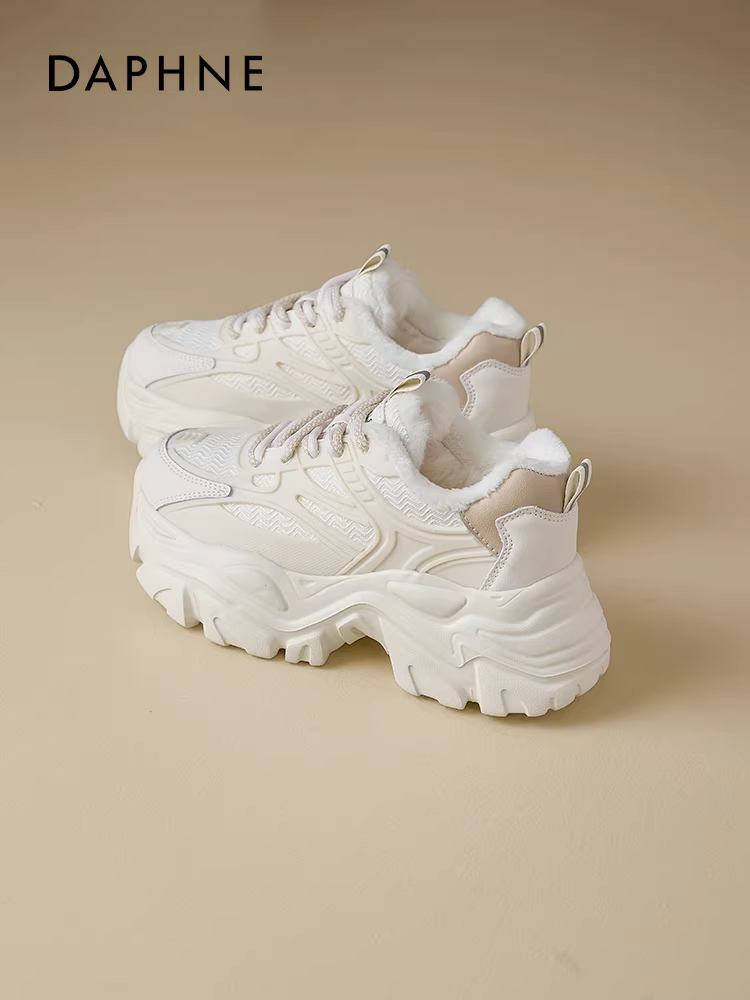 Giày bố lót lông Daphne dành cho nữ, giày bốt tuyết đế dày tăng chiều cao mùa đông 2025 mới, giày thể thao cotton ấm áp.
