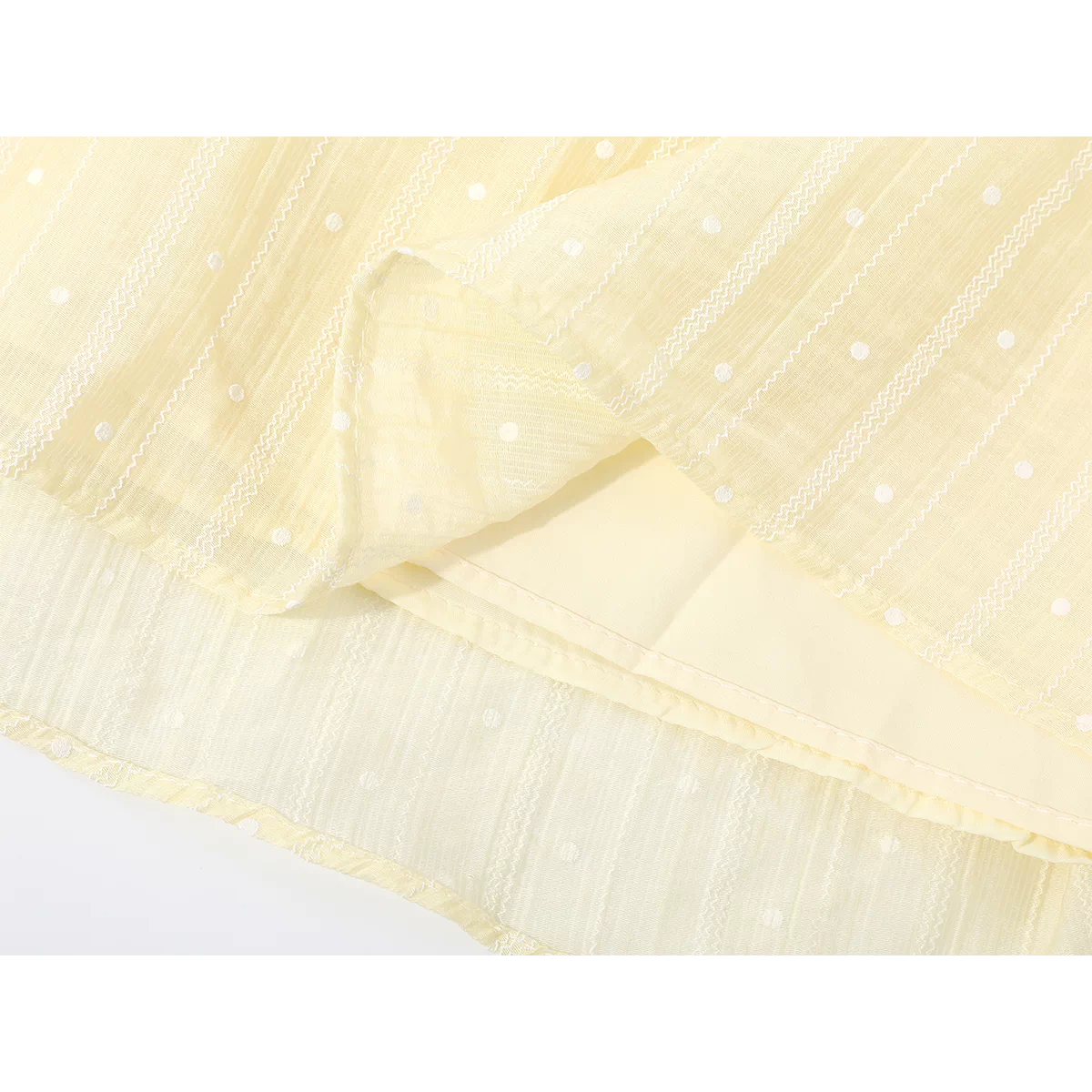 Váy tay bồng kiểu Pháp dành cho nữ, mẫu hè mới, dáng rộng nhỏ nhắn, váy ngắn chữ A tôn dáng, váy xếp tầng.