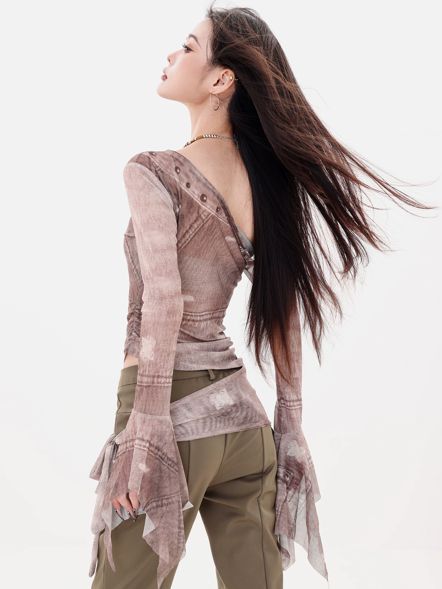 ABWLR Urban Illustrated - Thiết kế theo phong cách Hot Girl nguyên bản Áo thun dài tay lệch vai kiểu dáng ôm sát lưới dành cho nữ