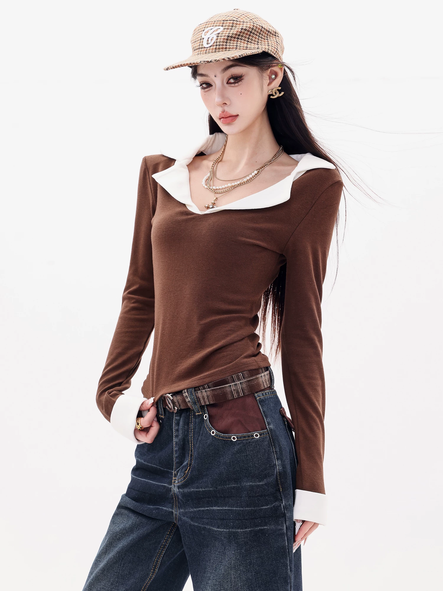 Áo thun nữ tay dài giả hai lớp màu cà phê cổ điển ABWLR Old Money New Rich, kiểu ôm sát