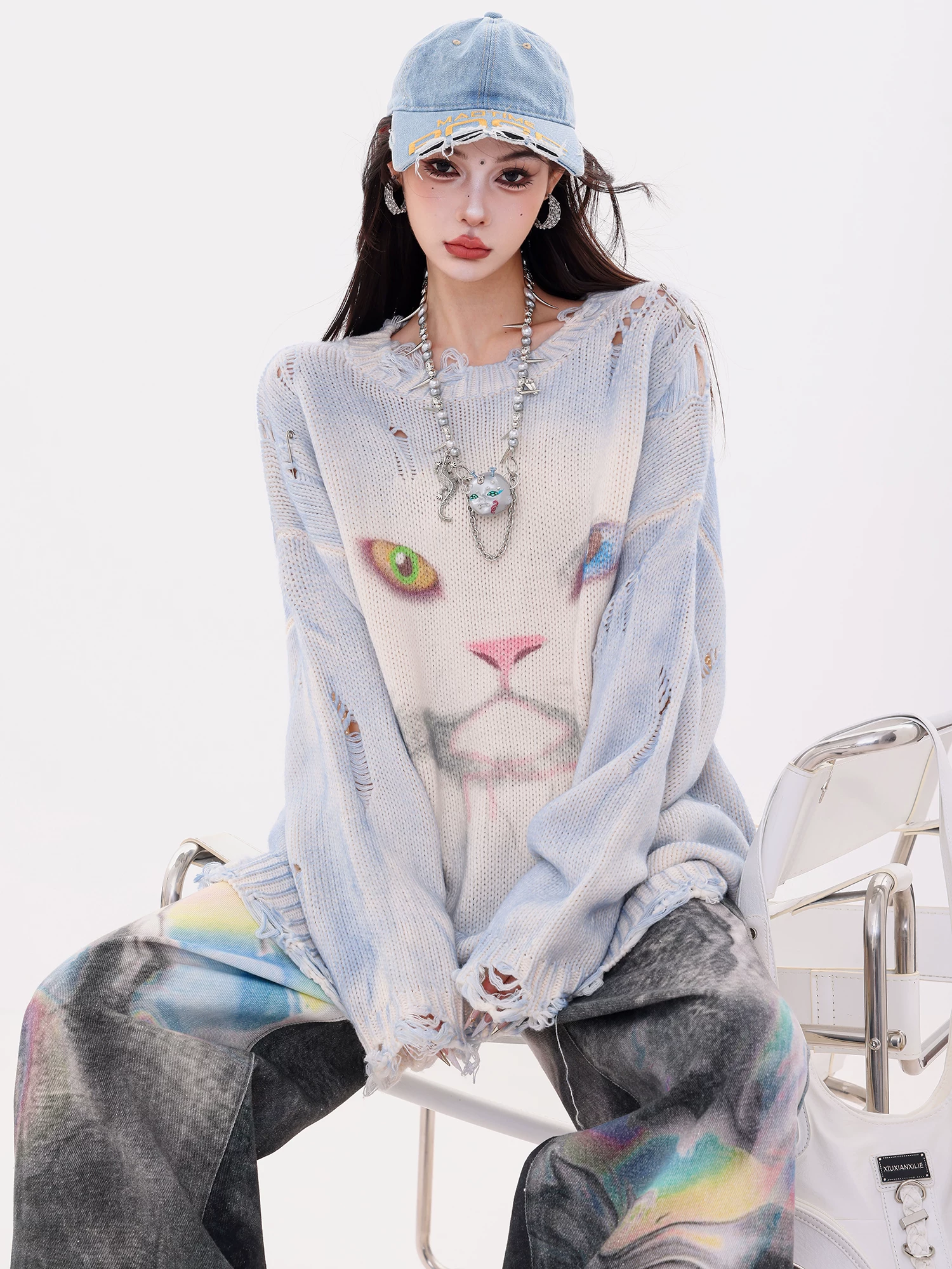 ABWLR Cat Messenger - Áo len hình mèo nguyên bản dành cho nữ, phong cách mùa thu mới, áo dệt kim dáng rộng và phong cách lười biếng.