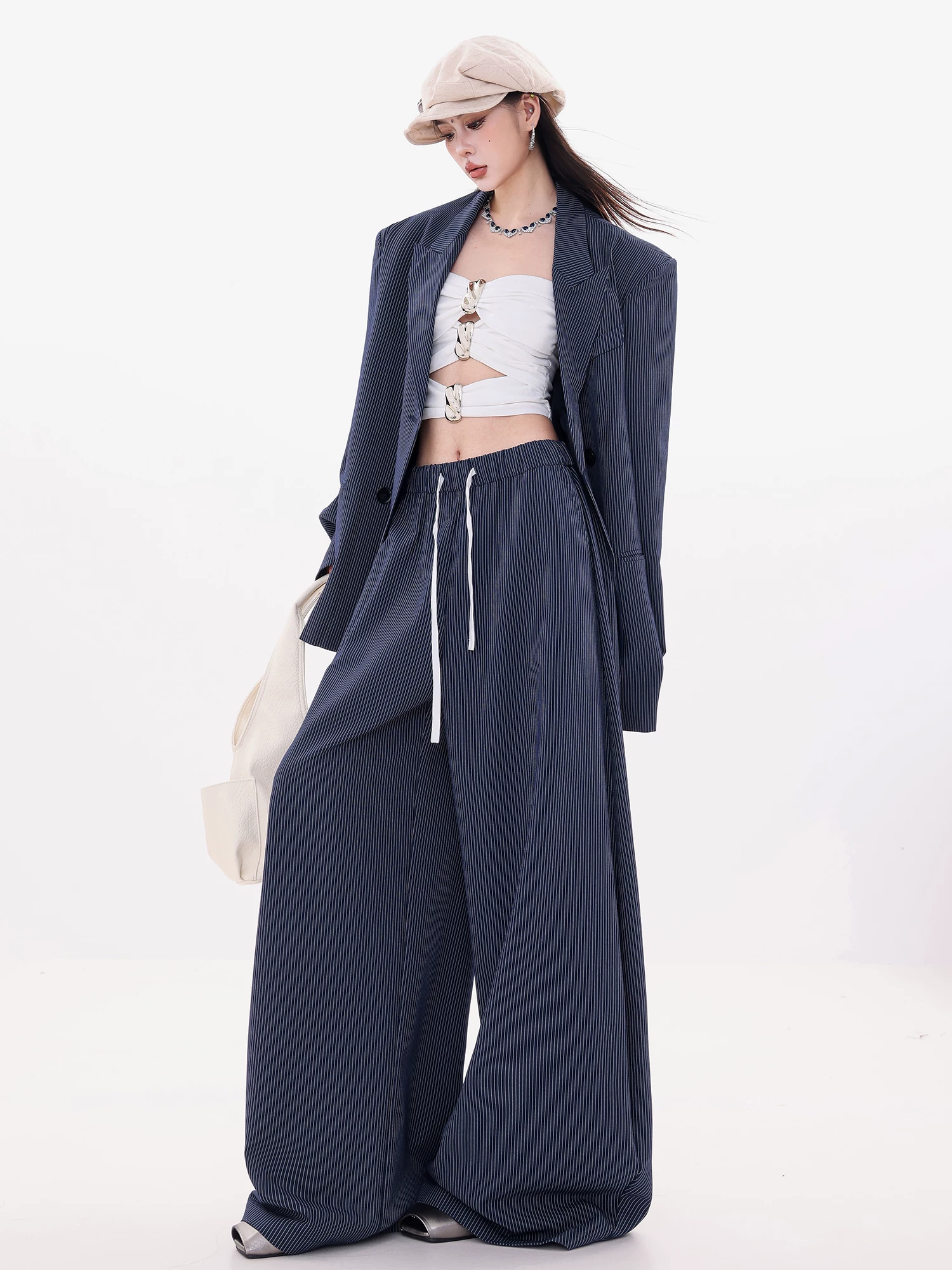 ABWLR Art Editor - Bộ vest sọc nguyên bản dành cho nữ, phong cách mới mùa thu, bộ vest hai mảnh cao cấp và thanh lịch