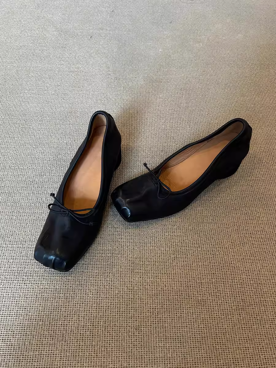 Da bò đã qua xử lý ~ Giày da thật kiểu retro, mũi vuông xếp ly, mũi lợn, gót dày, dành cho nữ, kiểu Pháp, giày ba lê nông, thích hợp đi ngoài trời