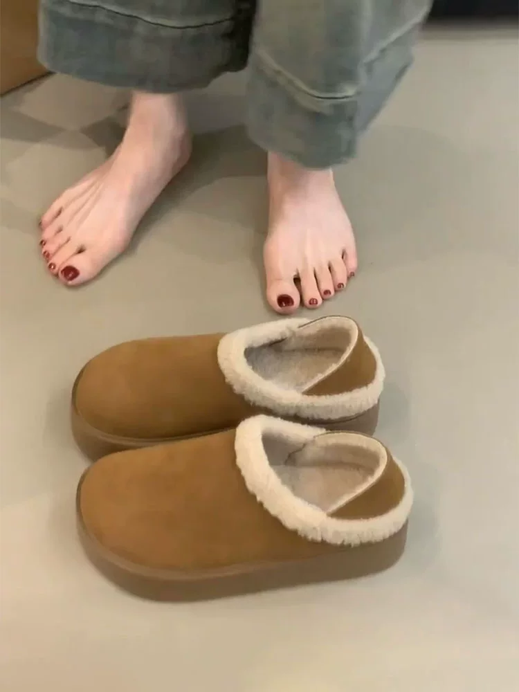 Phiên bản da cừu ~ Giày Birkenstock kiểu retro có thể mang được hai chiều, kiểu dáng trượt, chất liệu da lộn, ôm trọn chân dành cho nữ, lót lông cừu, ấm áp, đế dày, giày lông mềm mại
