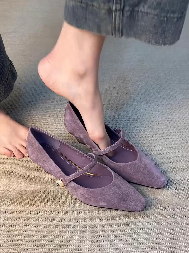 Giày Mary Jane mũi vuông nhỏ kiểu retro bằng da cừu, chất liệu da lộn thật, miệng giày nông, gót dày, phong cách dạ hội, dành cho nữ