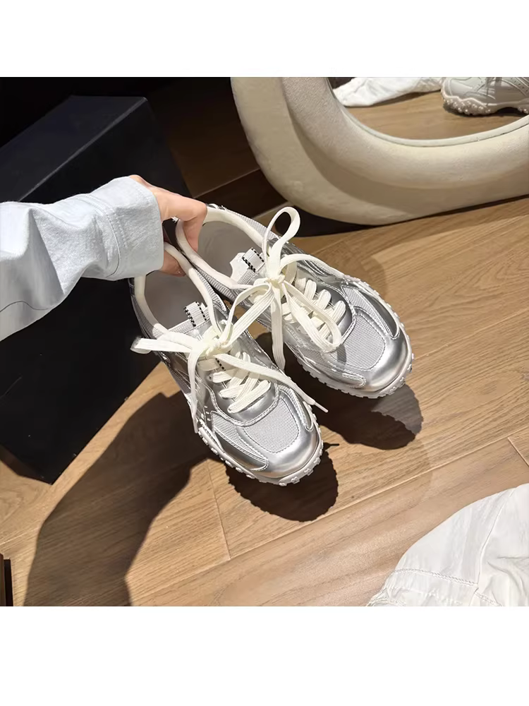 Phiên bản da cừu ~ Giày thể thao đế dày tăng chiều cao đa năng dành cho nữ, giày bố thời trang da thật buộc dây mới