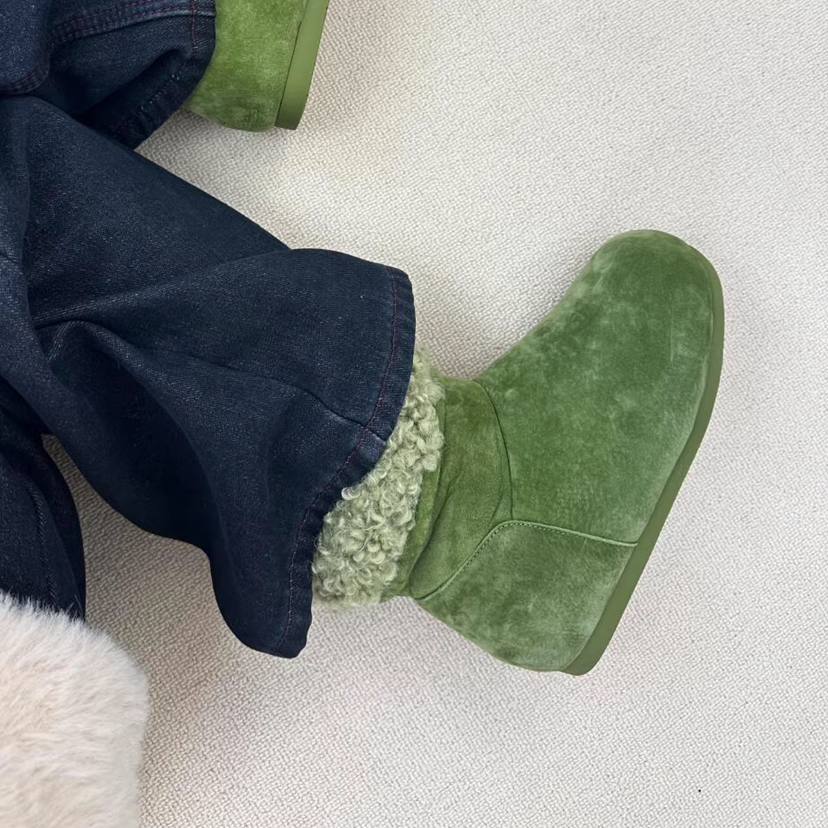 Phiên bản da bò ~ Giày bốt lông tăng chiều cao Giày bốt Birkenstock dành cho nữ, kiểu lười, đa năng, thoải mái, lót lông cừu, giày đi tuyết mùa đông ấm áp