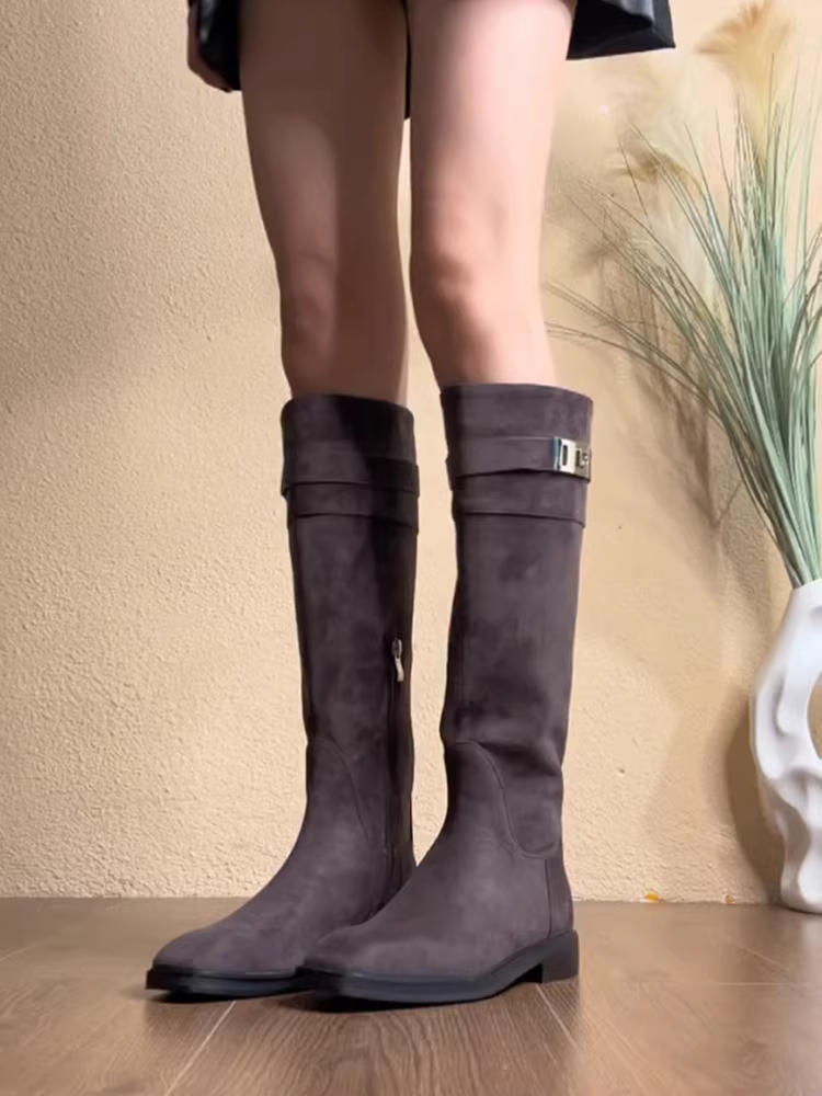 Phiên bản da bò ~ Giày bốt đi xe cao cấp và thanh lịch dành cho nữ, giày bốt đi xe có khóa kim loại bằng da lộn kiểu Pháp có khóa kéo bên hông