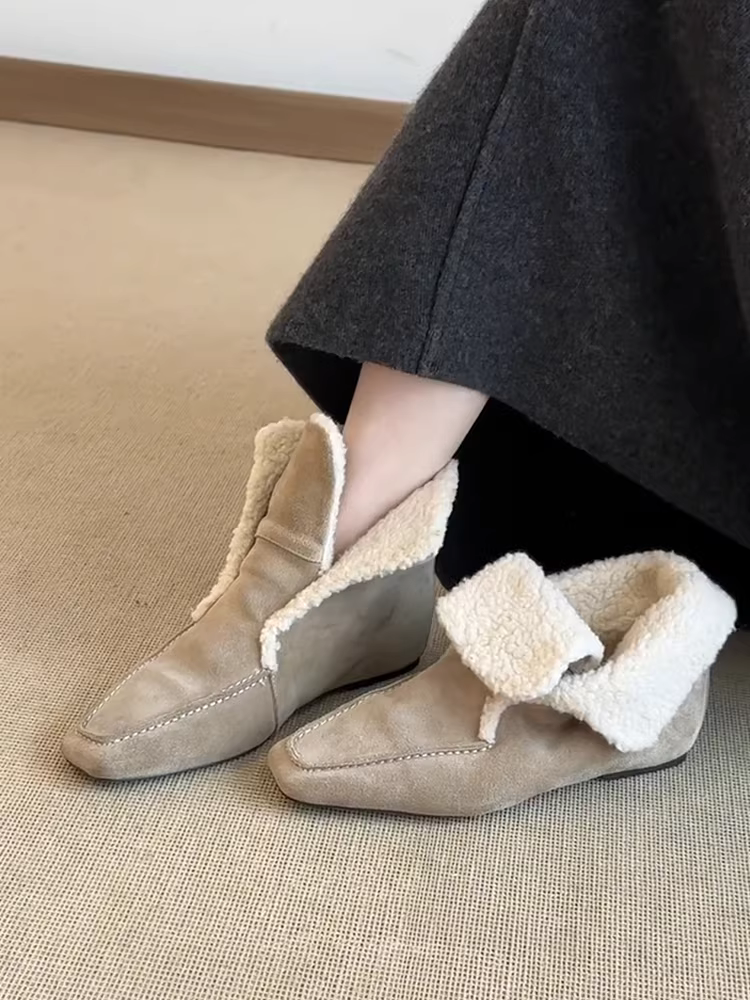 Giày lười da lộn kiểu dáng cổ điển mũi vuông, chất liệu da cừu, dành cho nữ, kiểu dáng độc đáo, có lớp lót lông cừu và tăng chiều cao ẩn, giày da mùa đông.
