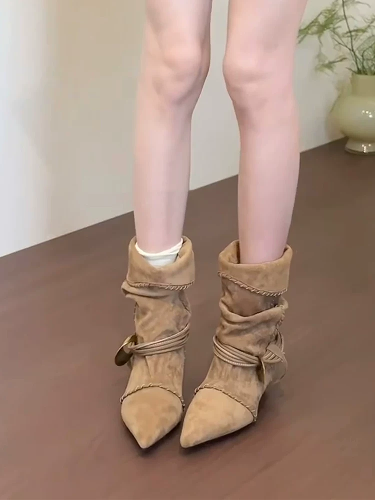 Phiên bản da bò ~ Thiết kế đa năng với gót dày, bốt kiểu Tây dành cho nữ, dệt, độc đáo, có thể mang hai kiểu, có thể gấp gọn, xếp ly, bốt xếp tầng.