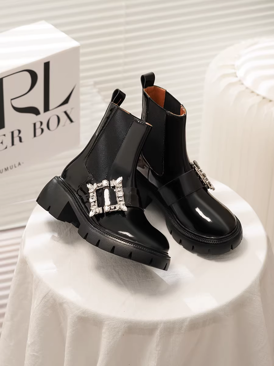 Giày Chelsea nữ, kiểu Anh, cổ ngắn, da bóng, khóa vuông, đính đá, gót dày, đế dày, da thật, tăng chiều cao, kiểu Martin dành cho nữ nhỏ nhắn.