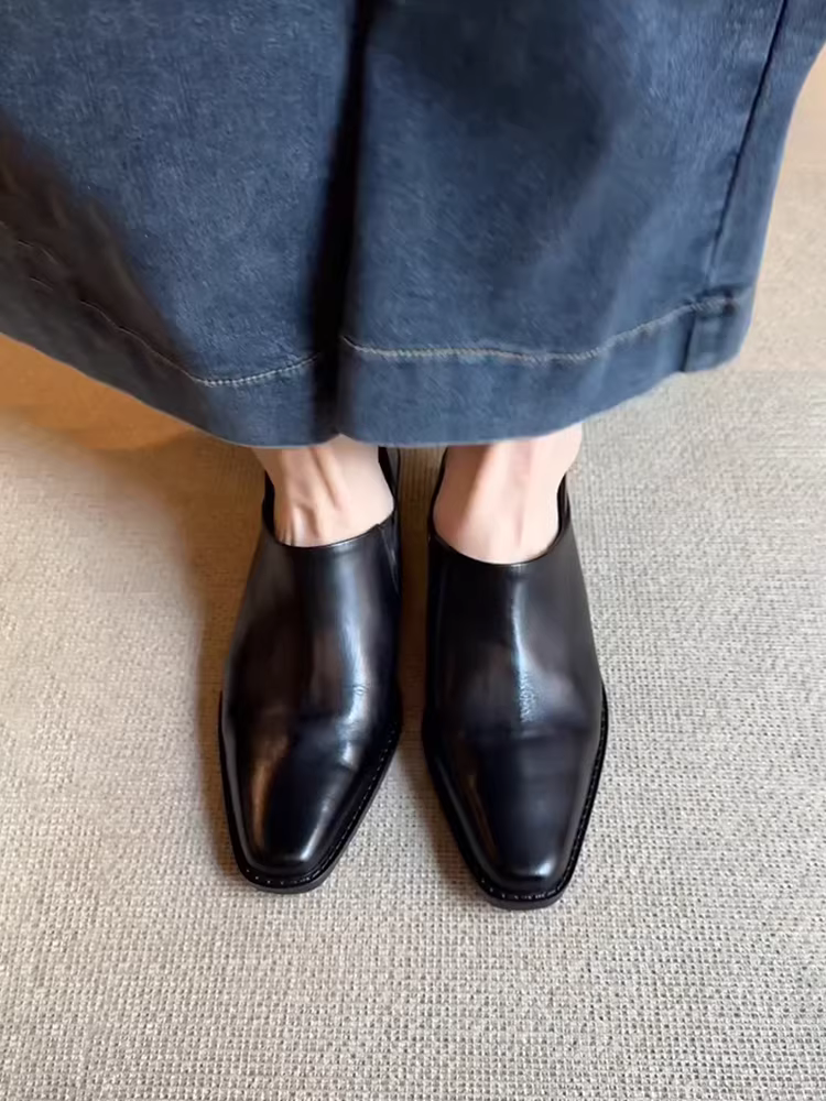 Phiên bản da cừu ~ Giày lười nữ thanh lịch, mũi vuông sâu, giày da nhỏ độc đáo, gót vừa, giày đơn da thật để đi làm.