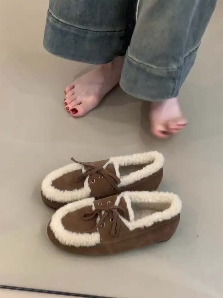 Phiên bản da cừu ~ Giày lười buộc dây ấm áp lót lông cừu dành cho nữ, giày đế bằng da lộn kiểu cổ điển, giày lông thú đa năng, giày cotton.