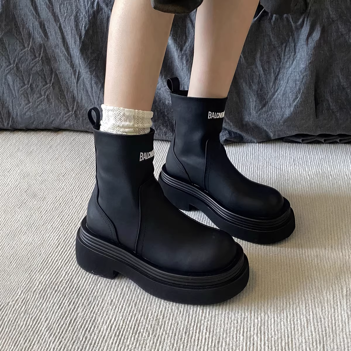 Phiên bản da bò ~ Giày bốt Martin da thật tôn dáng dành cho nữ, bốt ống khói kiểu Anh đế dày, bốt ngắn tăng chiều cao dành cho người nhỏ nhắn.