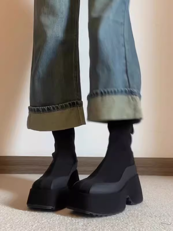 Phiên bản da bò ~ Giày bốt da thật đế dày co giãn dành cho nữ, giày bốt cổ ngắn phối màu mũi vuông tăng chiều cao, giày bốt Martin