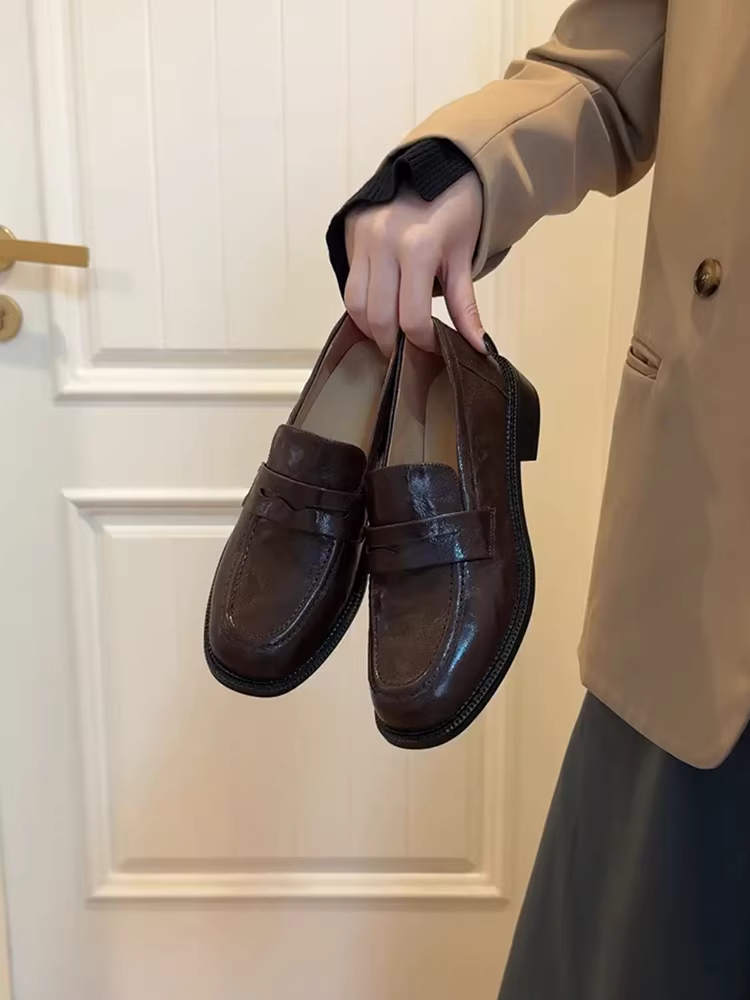Phiên bản da cừu~ Giày lười da thật cổ điển kiểu retro dành cho nữ, giày đế dày phong cách Anh, giày da nhỏ.