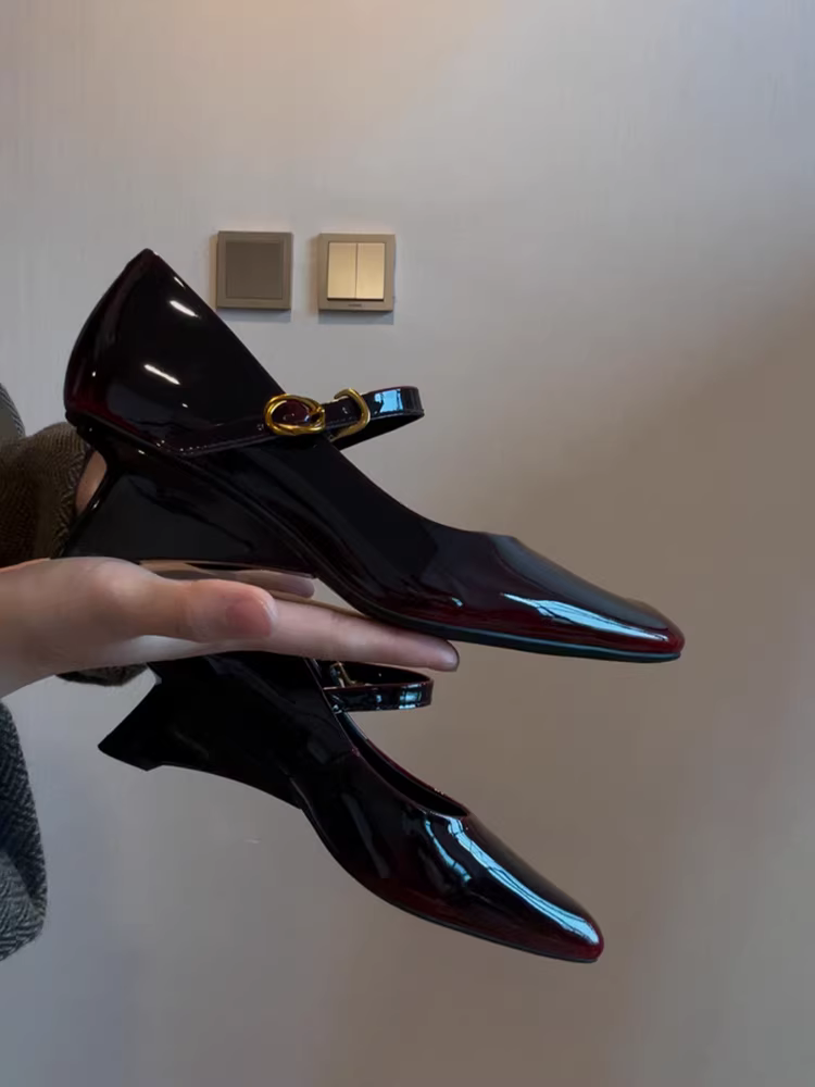 Phiên bản da cừu ~ Giày Mary Jane màu hổ phách mới dành cho nữ, quai đơn, gót wedge, mũi vuông, giày da nhỏ, giày cao gót da thật