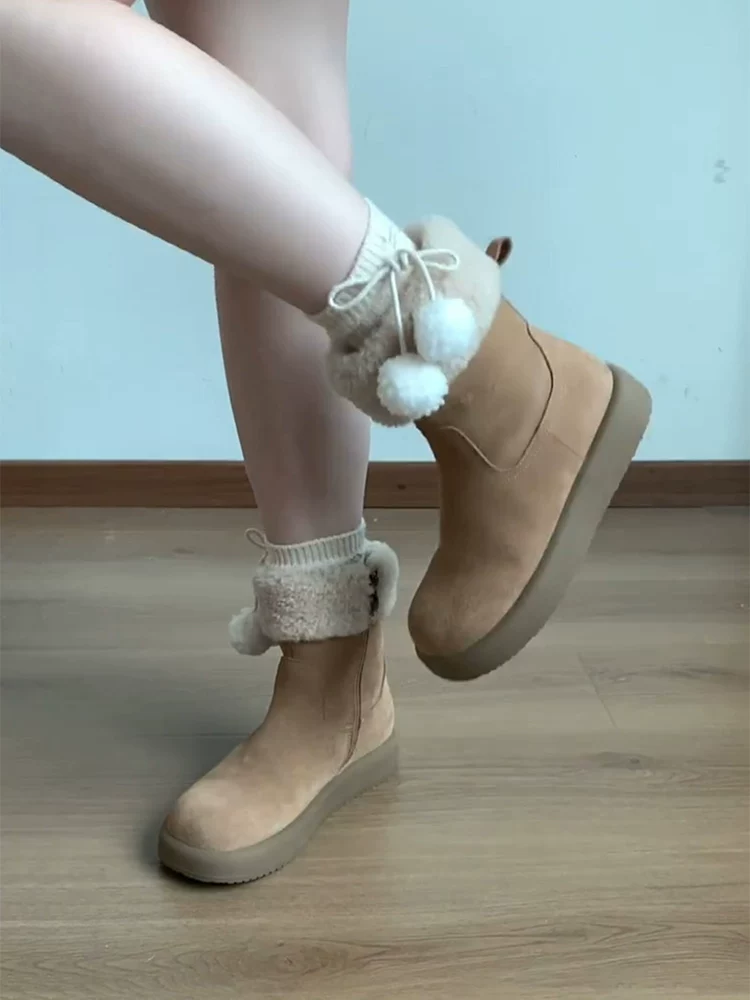 Phiên bản da bò ~ Giày bốt đi tuyết lót lông cừu đế dày dành cho nữ, bốt cổ ngắn mũi tròn kiểu cổ điển, chống trơn trượt, bốt lông ấm áp, bốt cotton kiểu lười.