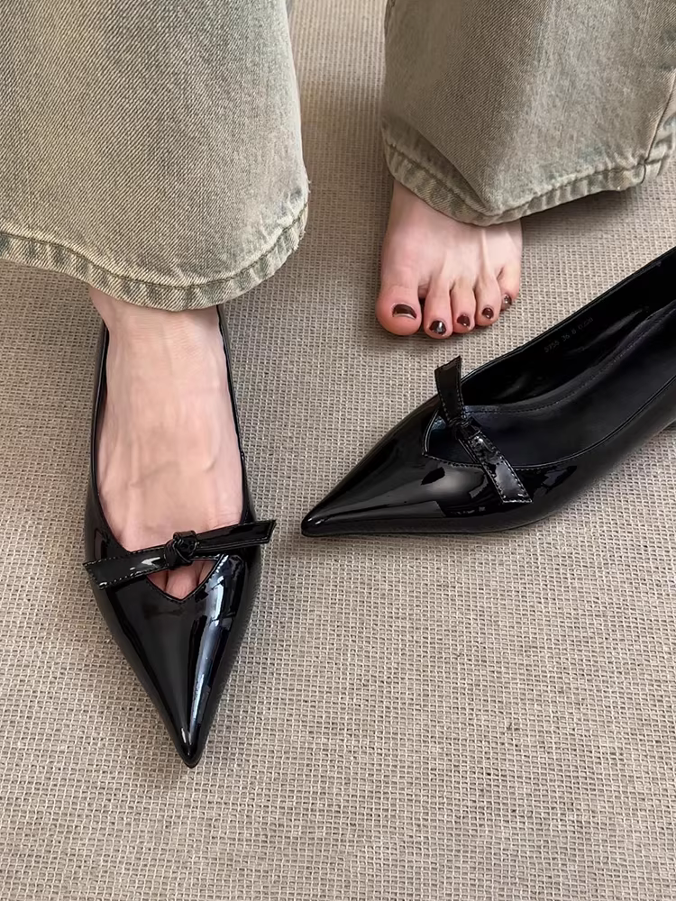 Phiên bản da cừu ~ Giày đơn khoét lỗ tăng chiều cao kiểu Pháp thanh lịch dành cho nữ, giày Mary Jane mũi nhọn bằng da bóng có nơ kiểu Mary Jane