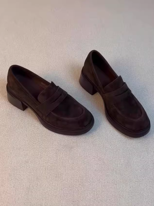 Phiên bản da cừu ~ Giày lười đế dày đi làm đế dày kiểu hoa trà dành cho nữ, giày da kiểu Anh cổ điển kiểu slip-on