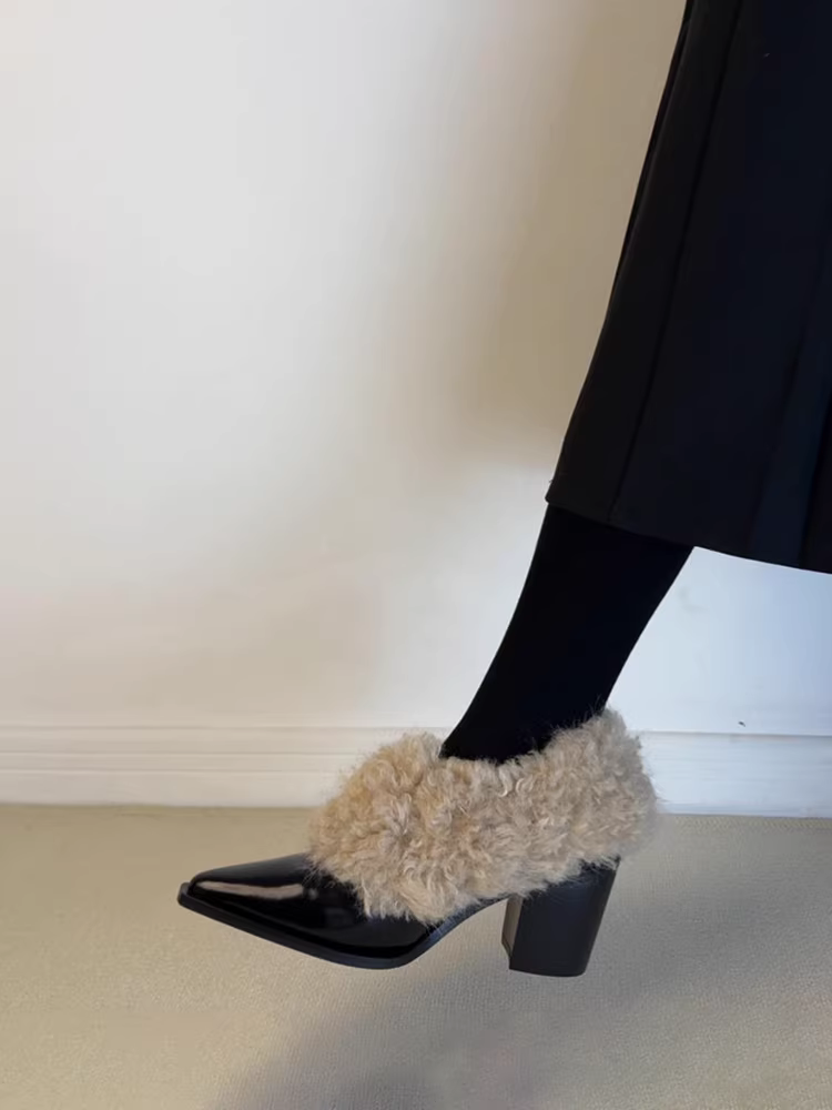 Phiên bản da cừu ~ Giày lông thú đa năng mùa thu đông dành cho nữ, giày cotton ấm áp có lót lông cừu kiểu cổ điển, giày đơn cao gót mũi nhọn