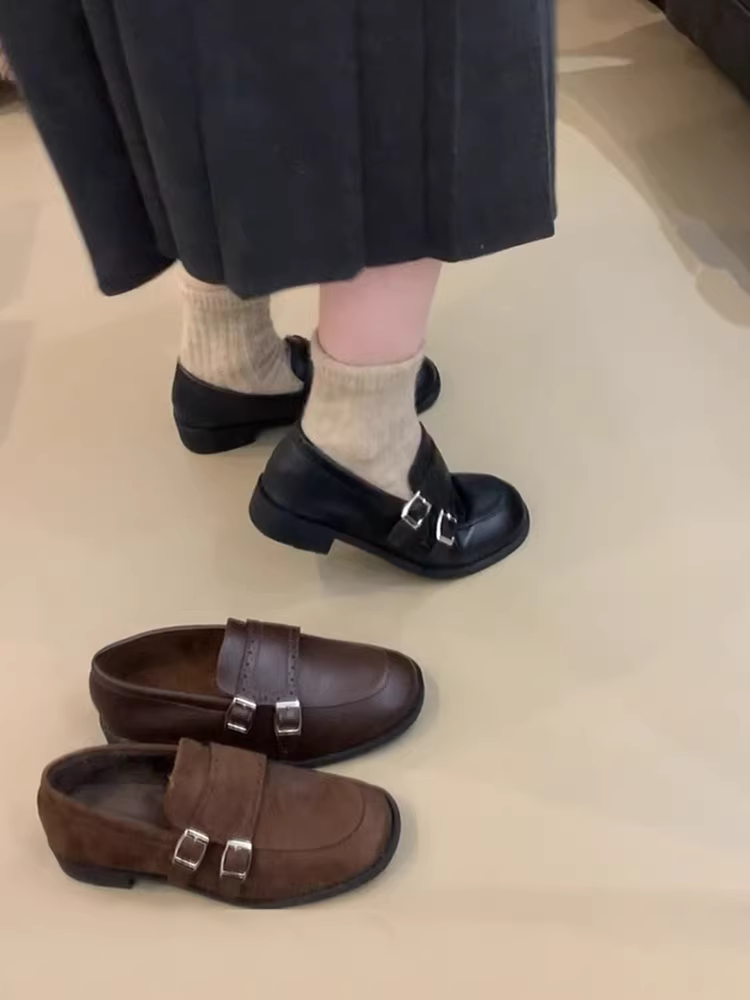 Phiên bản da cừu ~ Giày lười cổ điển có khóa đôi mũi tròn, kiểu dáng cổ điển dành cho nữ, giày đế thấp đa năng kiểu dáng preppy.