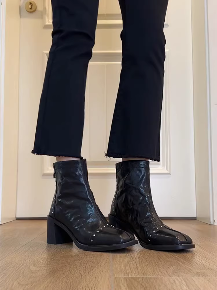 Phiên bản da bò ~ Giày bốt cao gót dáng ôm mũi vuông xếp ly dành cho nữ, bốt ngắn có khóa kéo phía sau bằng da thật kiểu cổ điển, bốt Martin gót dày