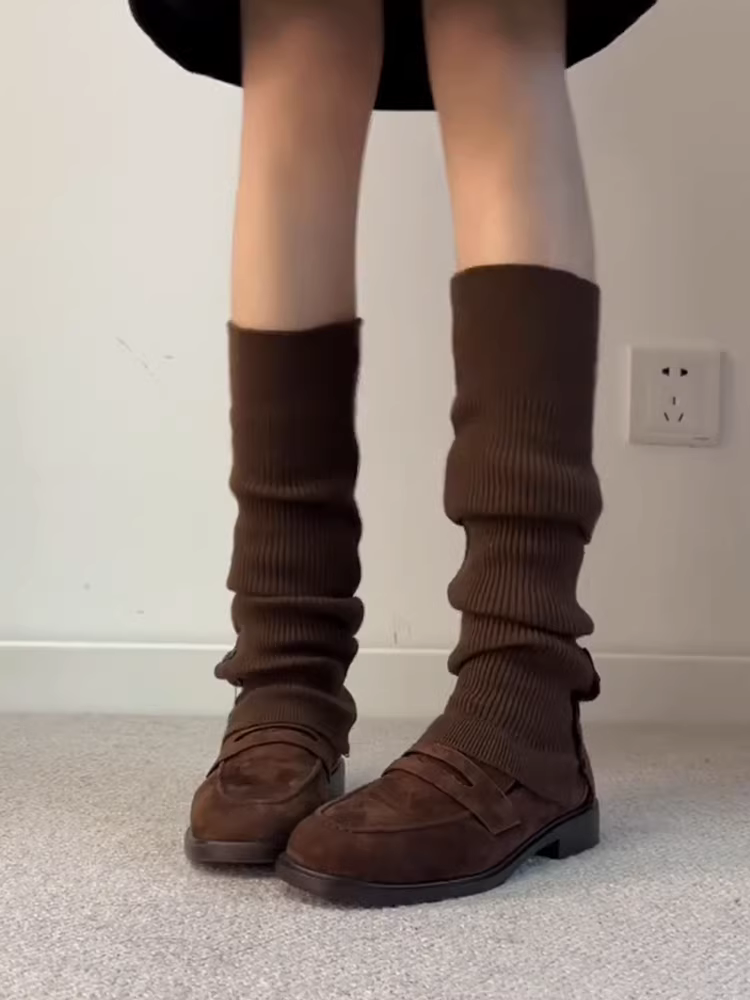 Phiên bản da cừu ~ giày lười da lộn phong cách cổ điển dành cho nữ, giày da thật kiểu dáng học sinh, kiểu dáng thời trang, đế thấp, dễ mang.