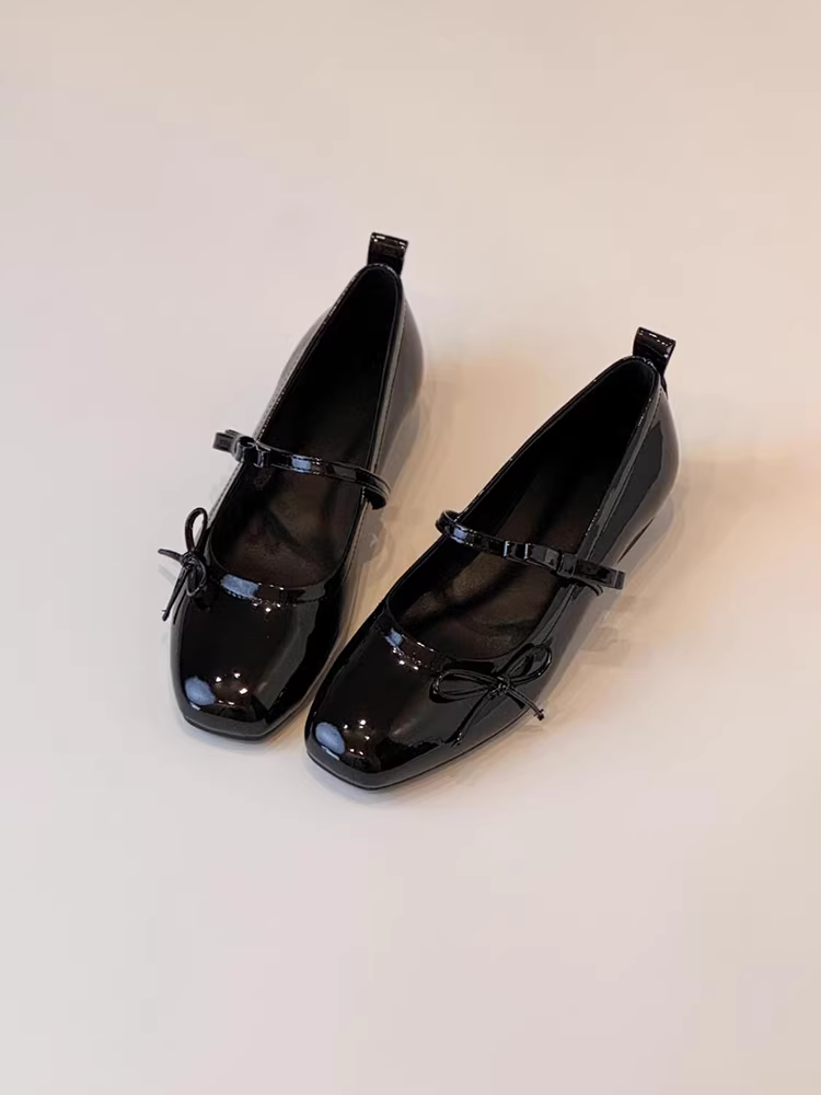 Phiên bản da cừu ~ Giày Mary Jane mũi vuông kiểu Pháp thanh lịch có khóa, giày nữ đế thấp miệng nông có nơ, phong cách ngọt ngào.