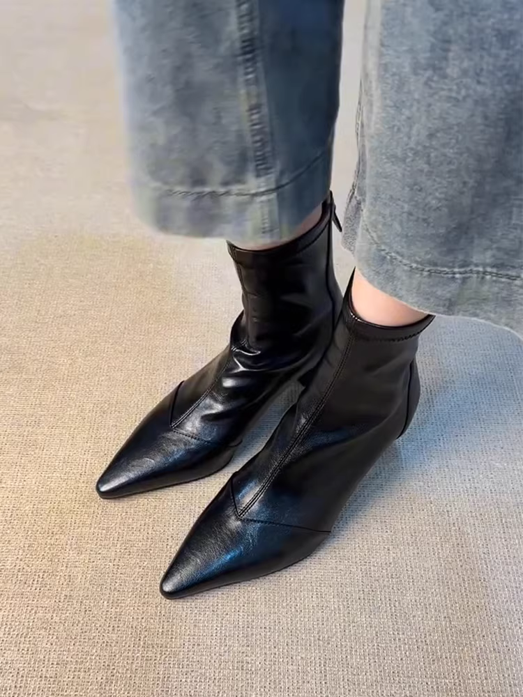Phiên bản da bò ~ Giày bốt ngắn cao gót mũi nhọn sành điệu dành cho nữ, bốt da thật kiểu Pháp co giãn ôm dáng, bốt Martin đa năng giúp thon gọn.
