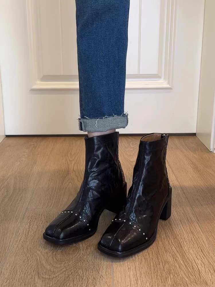 Phiên bản da bò ~ Giày bốt cao gót dáng ôm mũi vuông xếp ly dành cho nữ, bốt ngắn có khóa kéo phía sau bằng da thật kiểu cổ điển, bốt Martin gót dày