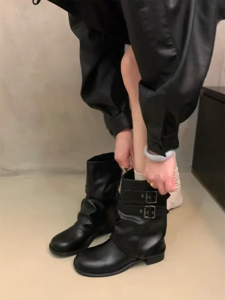 Phiên bản da bò~ Giày bốt da thật kiểu miền Tây cổ điển dành cho nữ, giày bốt ngắn gót thô có khóa thắt lưng, kiểu dáng thời trang, dễ mang cho phụ nữ sành điệu.