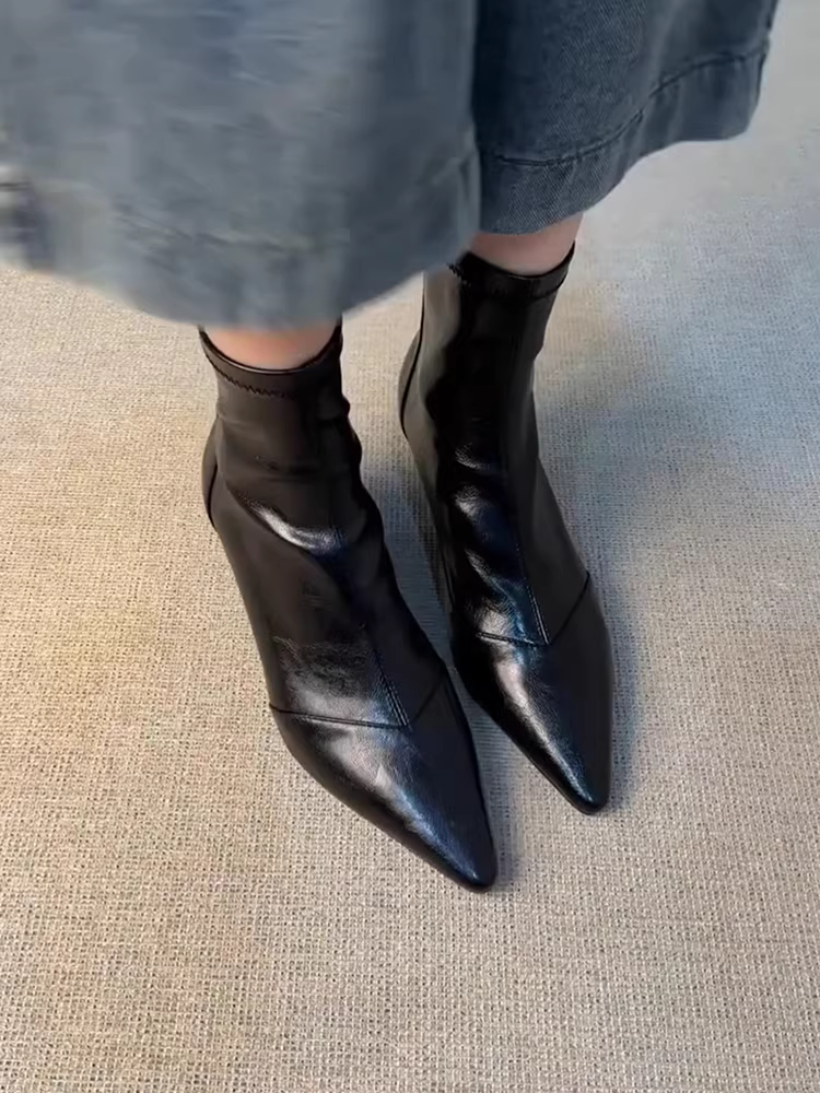 Phiên bản da bò ~ Giày bốt ngắn cao gót mũi nhọn sành điệu dành cho nữ, bốt da thật kiểu Pháp co giãn ôm dáng, bốt Martin đa năng giúp thon gọn.