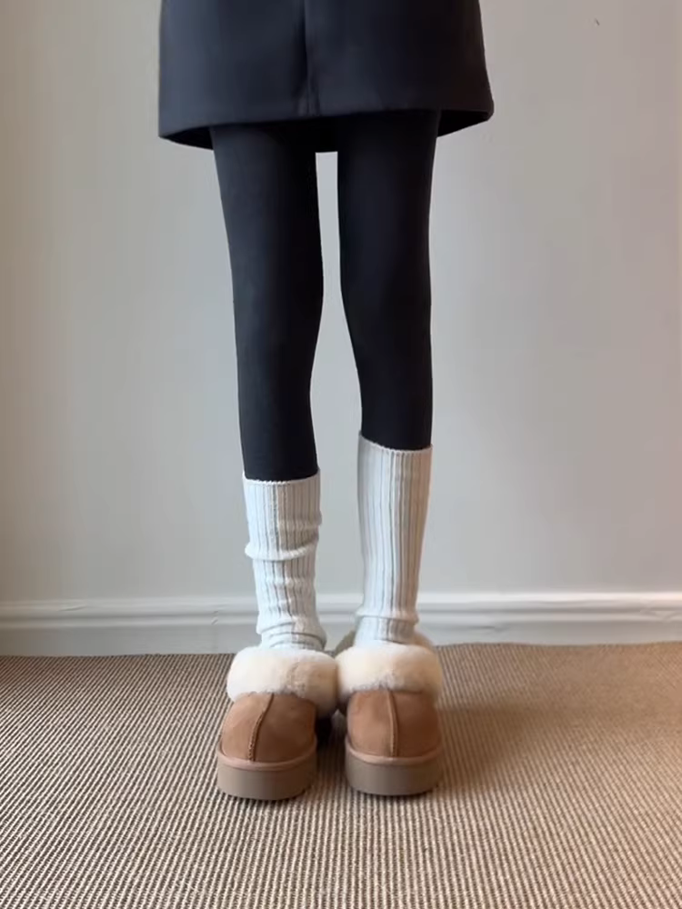 Phiên bản da bò ~ Giày đi tuyết đế dày chống trượt dành cho phụ nữ nhỏ nhắn có dây đeo phía sau, kiểu lười, da lộn, giày cotton đơn giản và sành điệu