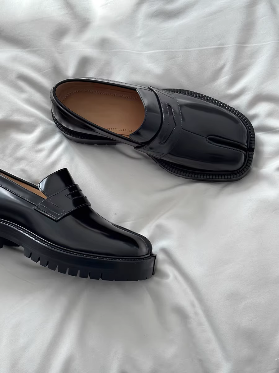 Giày tabi đế dày bằng da bò dành cho nữ, phong cách Anh, da thật, giày derby kiểu chân lợn, giày lười độc đáo.