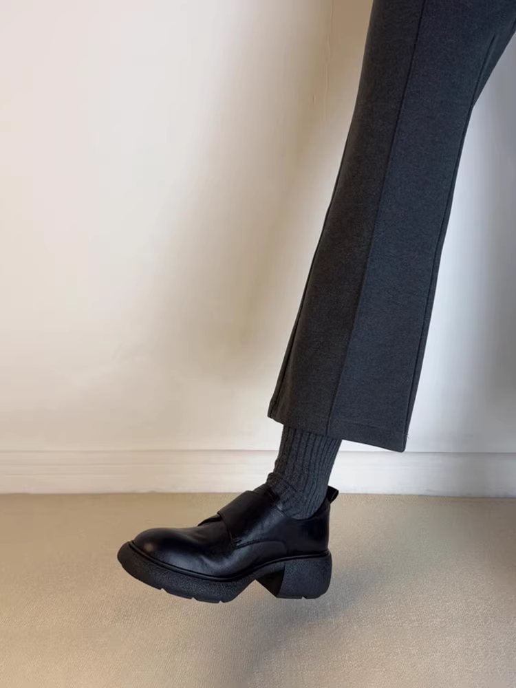 Phiên bản da cừu ~ Giày đế dày có khóa dán, giày da kiểu lười, đa năng khi đi làm, giày đế dày bằng da thật dành cho nữ