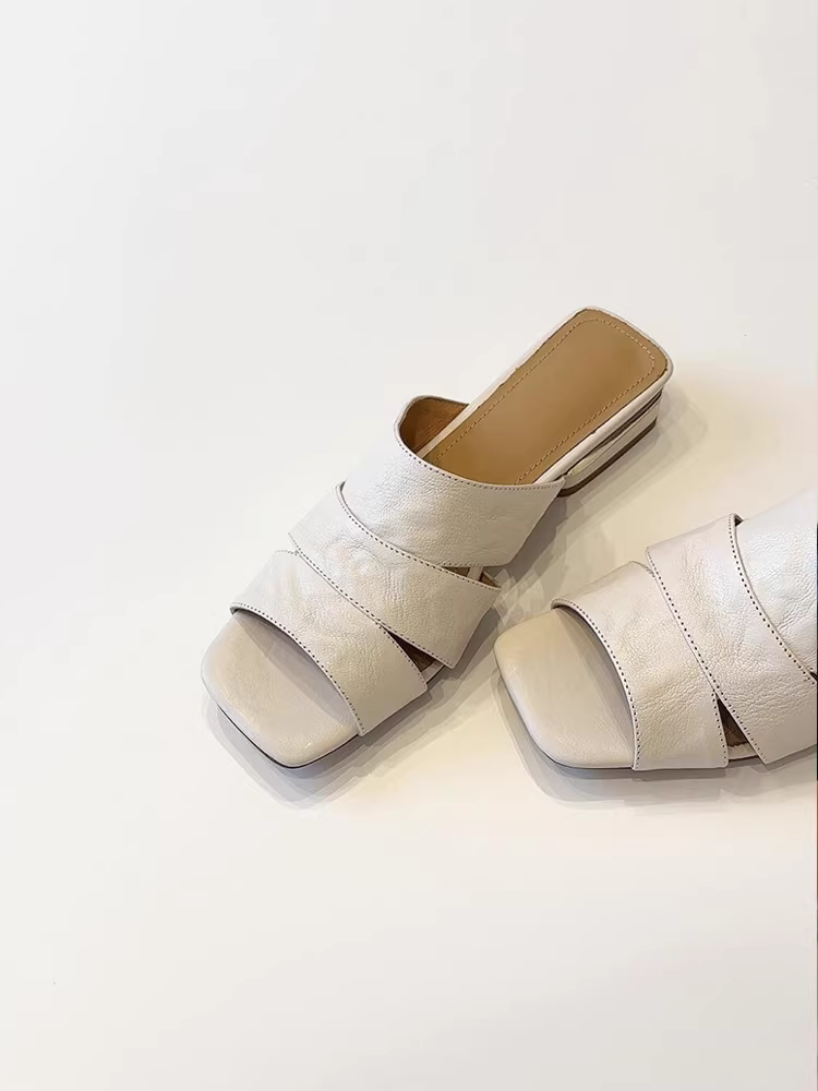 Phiên bản da cừu ~ Dép hở mũi vuông cổ điển đơn giản dành cho nữ, gót dày bằng da thật đa năng, giày lười kiểu La Mã thoải mái